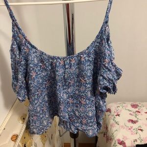 Cute hollister crop top